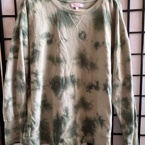 Green and white long sleeve Sweater